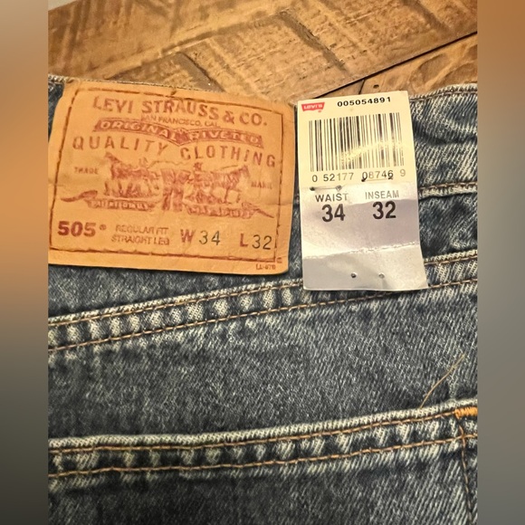 Men’s 505 Levi’s Regular Fit 34/32 - Picture 4 of 4